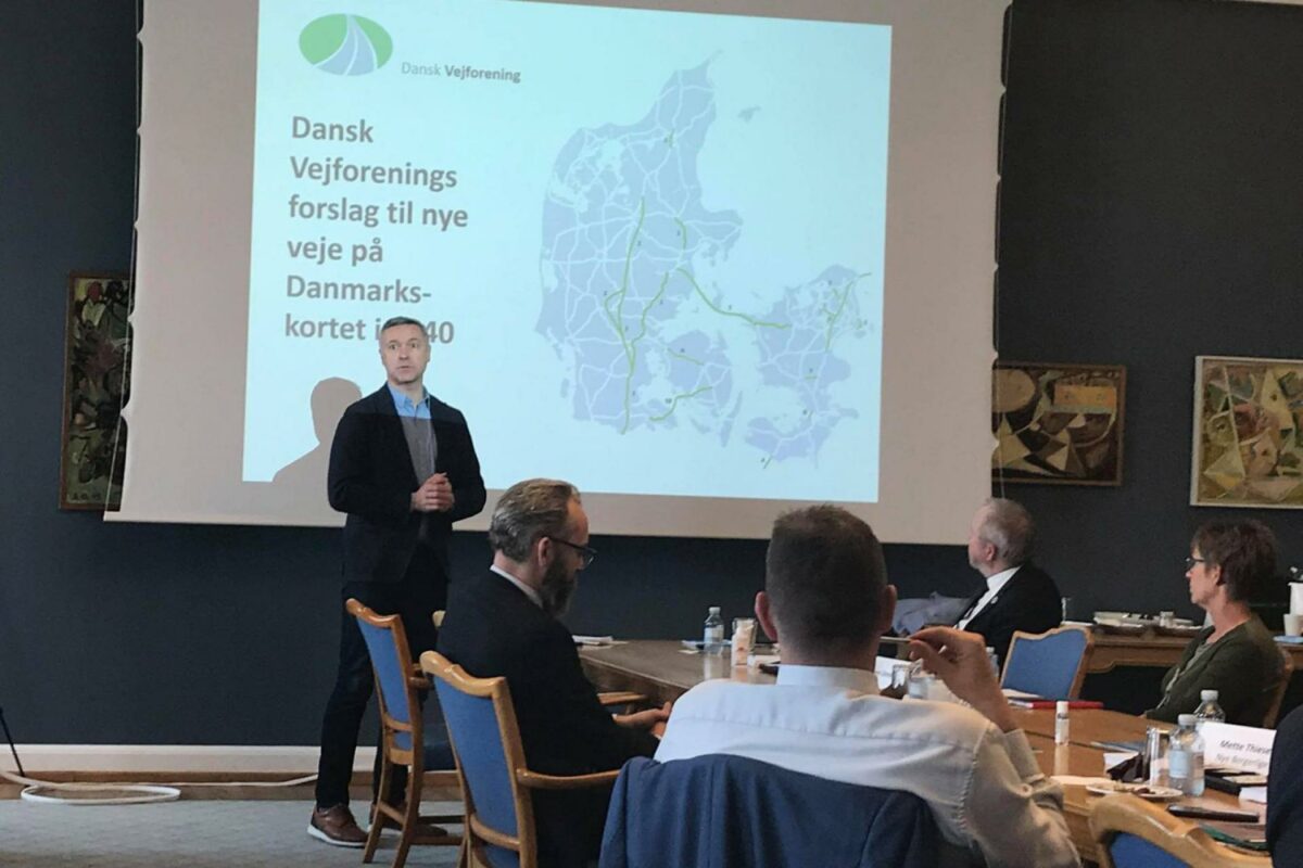 Trafikordførere fra syv partier tog del i Dansk Vejforenings møde om en masterplan for Grønne Veje i Danmark. Foto: Jakob Tilma