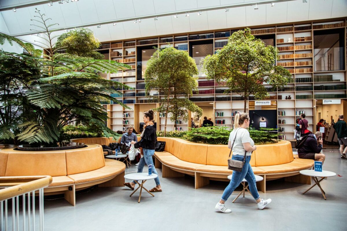 Det Kgl. Bibliotek i Aarhus er blandt de seks nominerede til Renoverprisen 2020. Foto: Lars Krogsgaard.