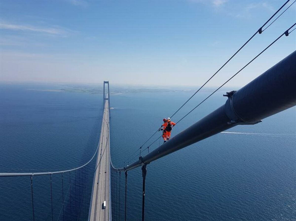 Kontrakten er fornyet, Storebæltsbroen skal fortsat vedligeholdes af Bravida. Foto: Bravida.