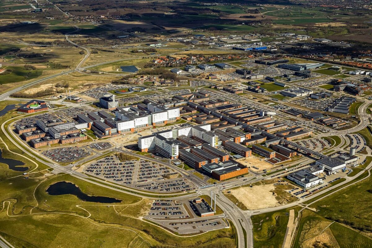 Hoffmann skal opføre et hospitalsvaskeri og -apotek til DNU i Skejby. Foto: Region Midjylland.