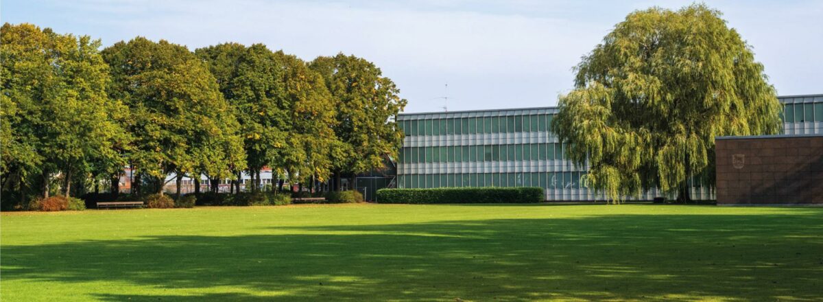 Det fredede Rødovre Rådhus - tegnet af Arne Jacobsen. Pressefoto.