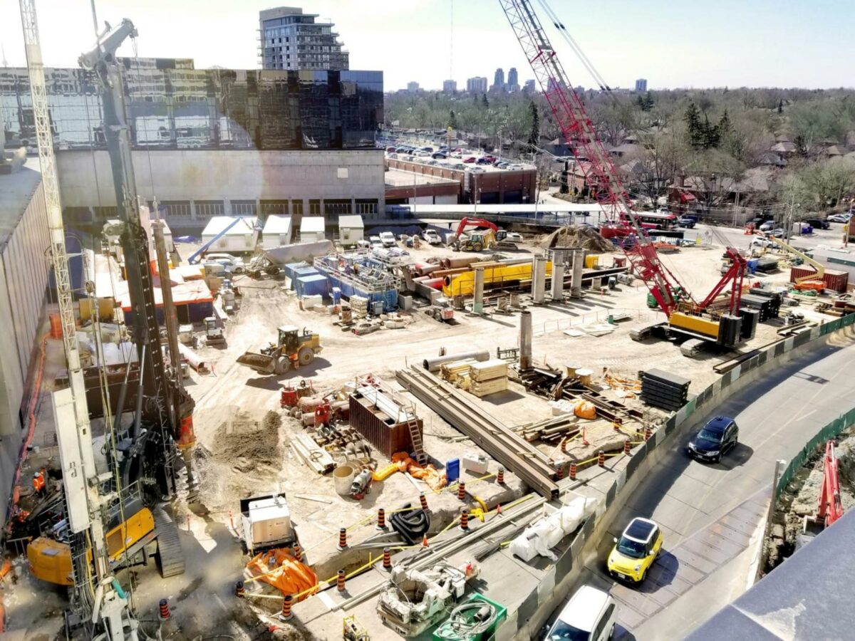 Travle pladser overalt - byggebranchen nærmer sig rekordbeskæftigelse. Foto: Gettyimages.