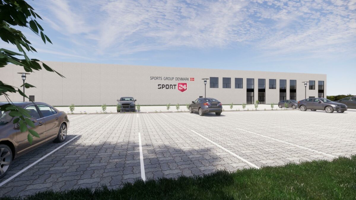 Sport24 og Sports Group Denmarks nye logistikcenter i Silkeborg på 21.100 etagemeter er HPH Totalbygs hidtil største entreprise.