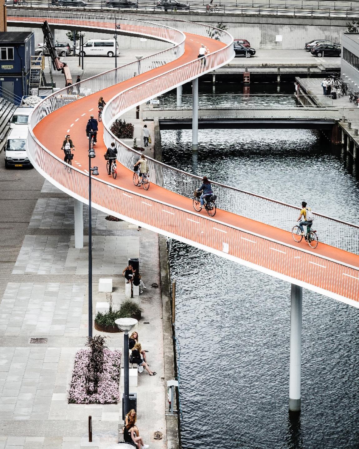 Designikonet, Cykelslangen, forbinder Vesterbro med Bryggen i København. Foto: Dissing Weitling / Rasmus Hjortshøj, Coast Studios.