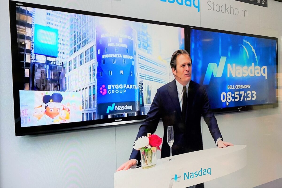 Danske Byggefakta er en del af Byggfakta Group, der i dag er blevet børsnoteret på Nasdaq Stockholm.