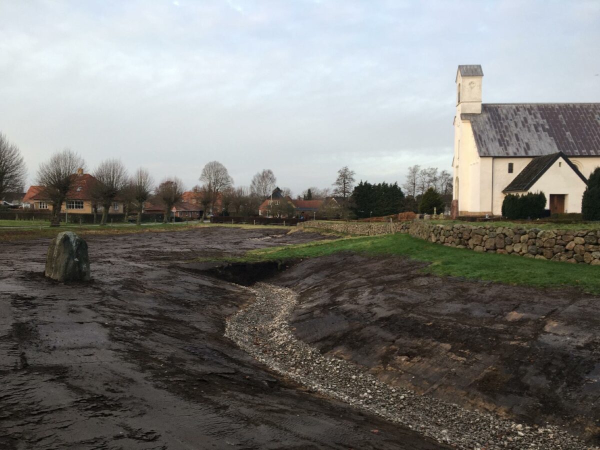 Ud over at forhindre oversvømmelser i byen, forventes det nye klimaprojekt ved Skaftkær Bæk også på sigt at forhøje den rekreative værdi i miljøet omkring Skodborg kirke.