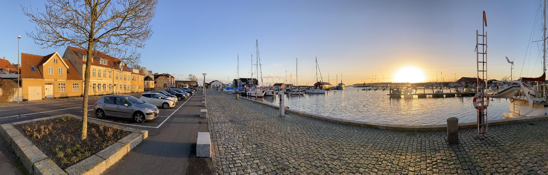 Havvand er smukt, når det bliver ude i havene. I Faaborg skal en ny kilometerlang promenade holde vandet ude i fremtiden. Foto: Schønherr