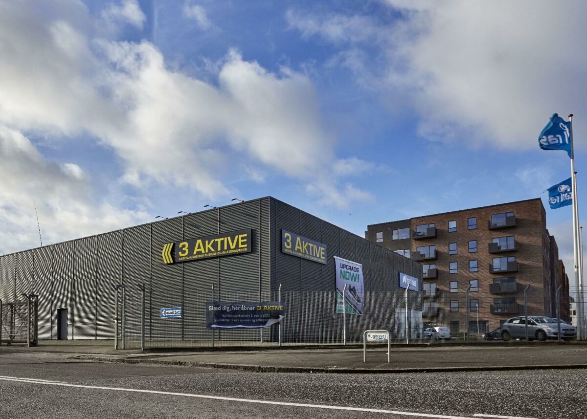 3 Aktives nye butik i Aarhus ligger på Søren Frichs Vej i samme bygning som Carl Ras.  Der er dog separate indgange til de to butikker, der henvender sig til forskellige målgrupper indenfor byggeriet.