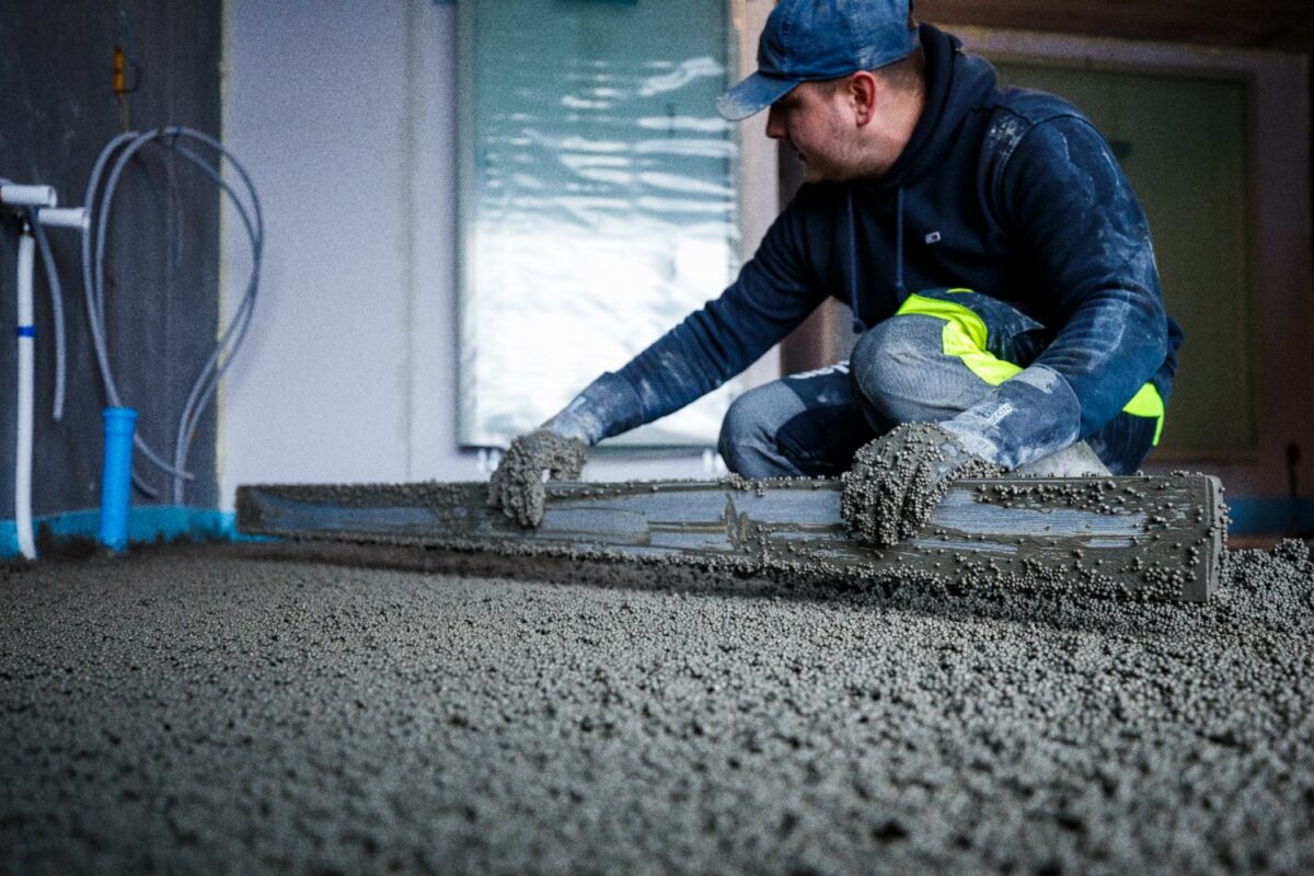 Uniplan har haft op til 35 medarbejdere på arbejde i Carlsberg Byen, der samlet er et stort - og højt - projekt. På Pasteurs Tårn skulle betonen pumpes op i 110 meters højde. Foto: Claus Falkenberg Thomsen