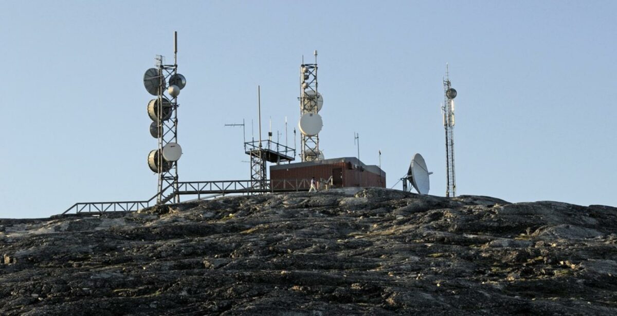 En gammel klausul slår fast, at servicekontrakten på Thule Air Base kun kan tildeles et dansk eller grønlandsk selskab, der ikke er et datterselskab af et udenlandsk selskab. Foto: Colourbox.