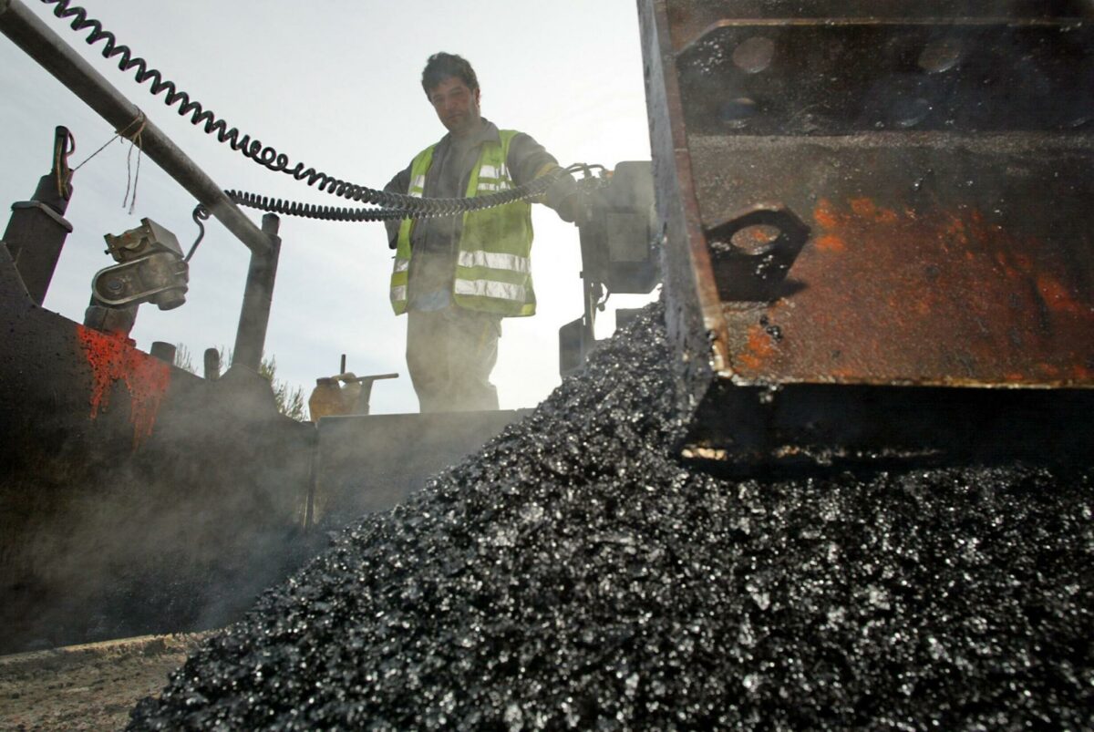 Rådet for Offentlig-Privat Samarbejde har analyseret kommunernes anvendelse af OPS på blandt andet vejområdet. Foto: Colourbox.