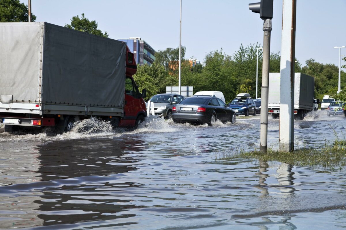 Det kræver nytænkning at håndtere de store mængder regnvand. Foto: Colourbox.