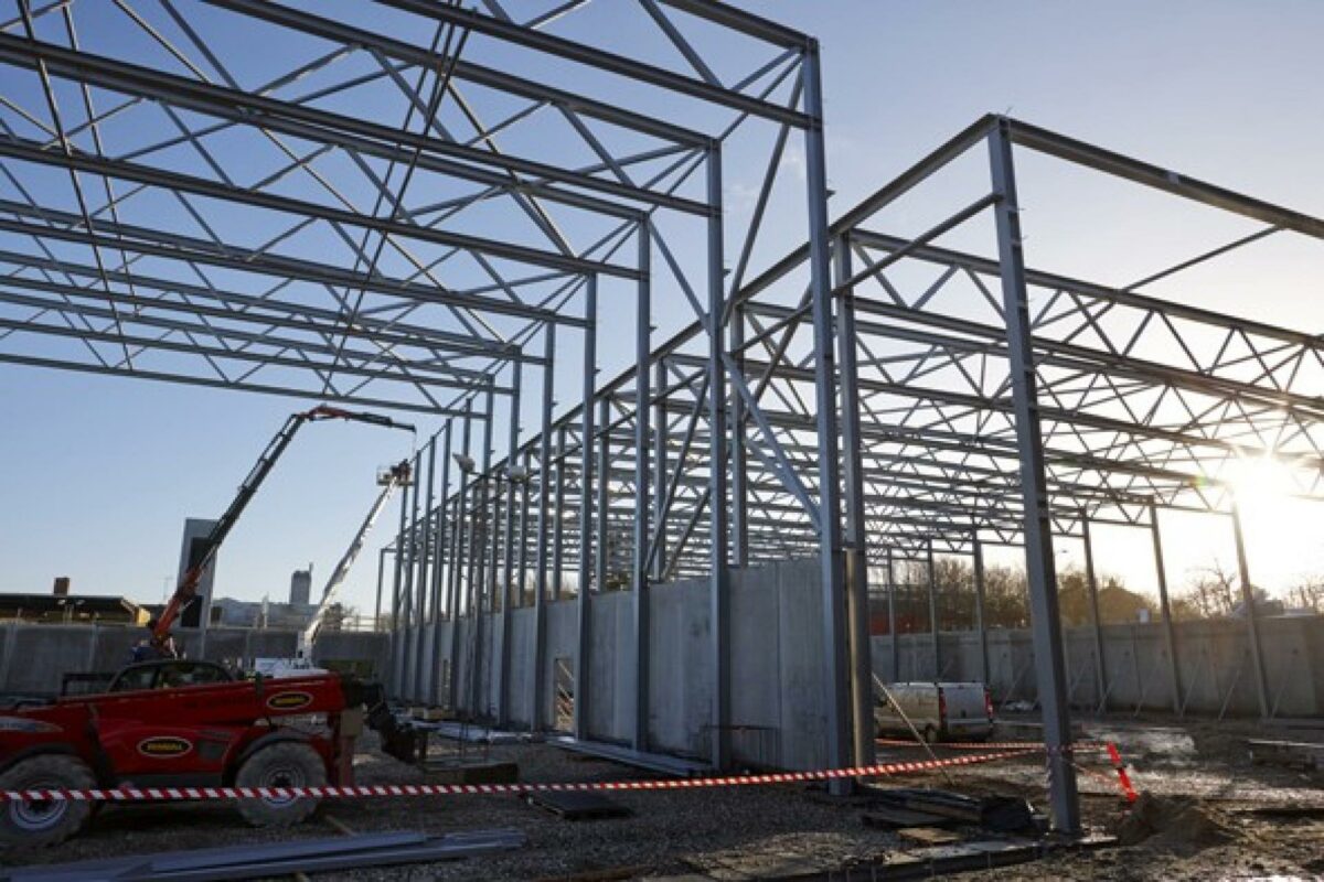 Give Stålspær oplever øget efterspørgsel på stålkonstruktioner til multihaller. Pressefoto.