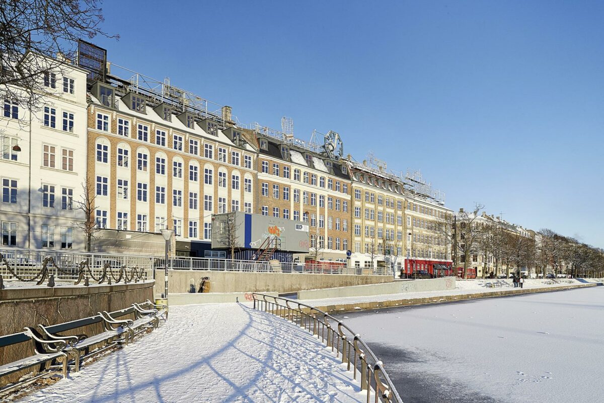 Irma-karreen i indre Nørrebro i København har fået et arkitektonisk løft af Årstiderne Arkitekter.