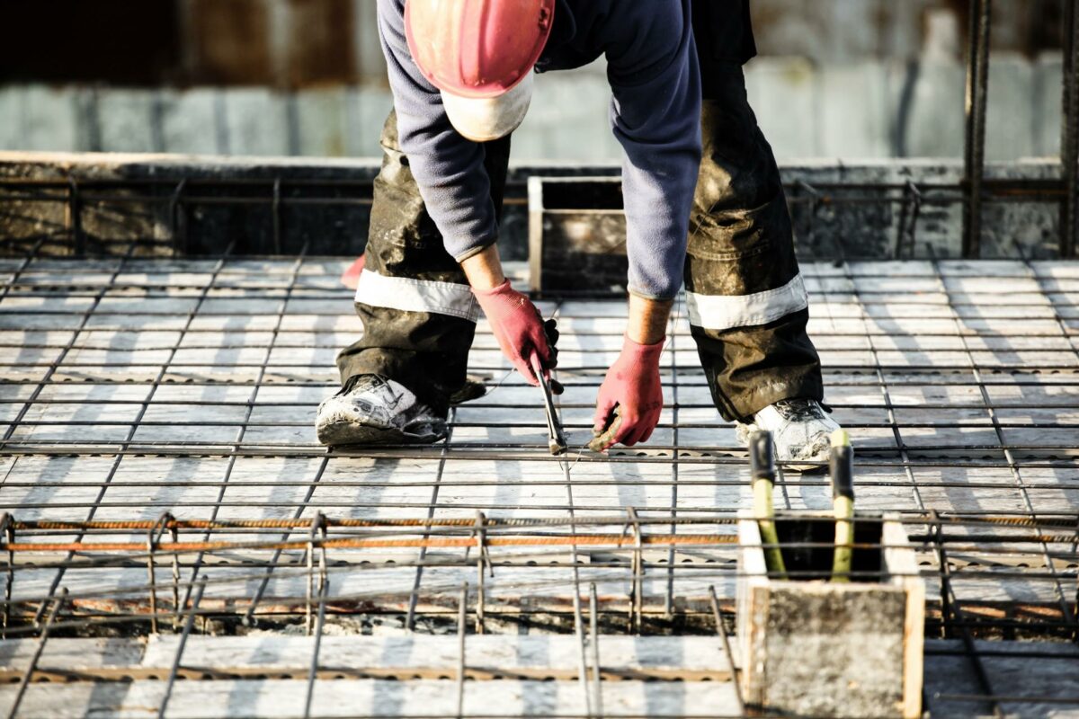 Arbejdstilsynet i Danmark udfører årligt omkring 70.000 virksomhedsbesøg. Foto: Colourbox.