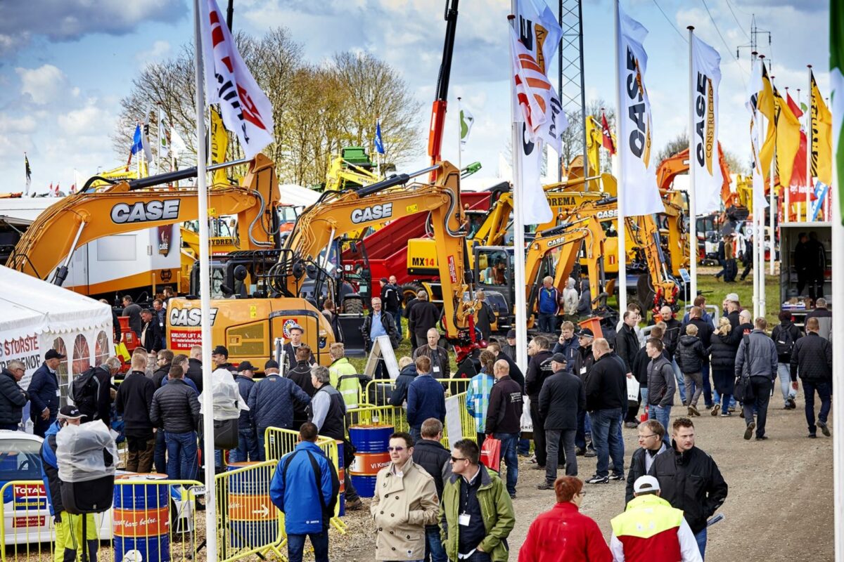 Entreprenørmessen E&H'15 samlede den danske maskinbranchen over tre dage i Herning. Men hvor mange der kom, baseres på en vurdering. Foto: MCH/Tony Brøchner.