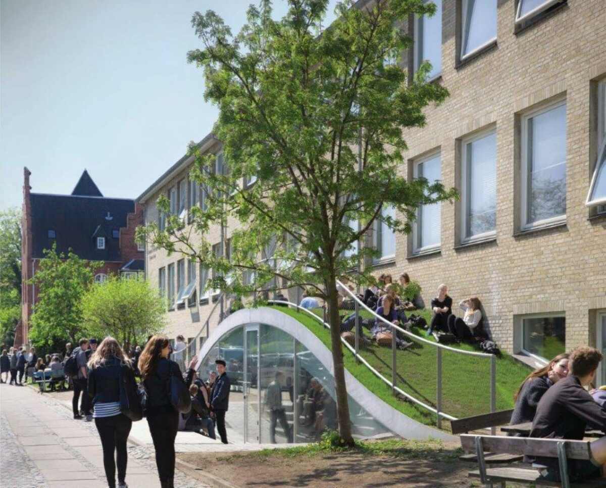 Anden etape af ombygningen og udvidelsen af Gammel Hellerup Gymnasium er taget i brug. Illustration: Jens Lindhe.