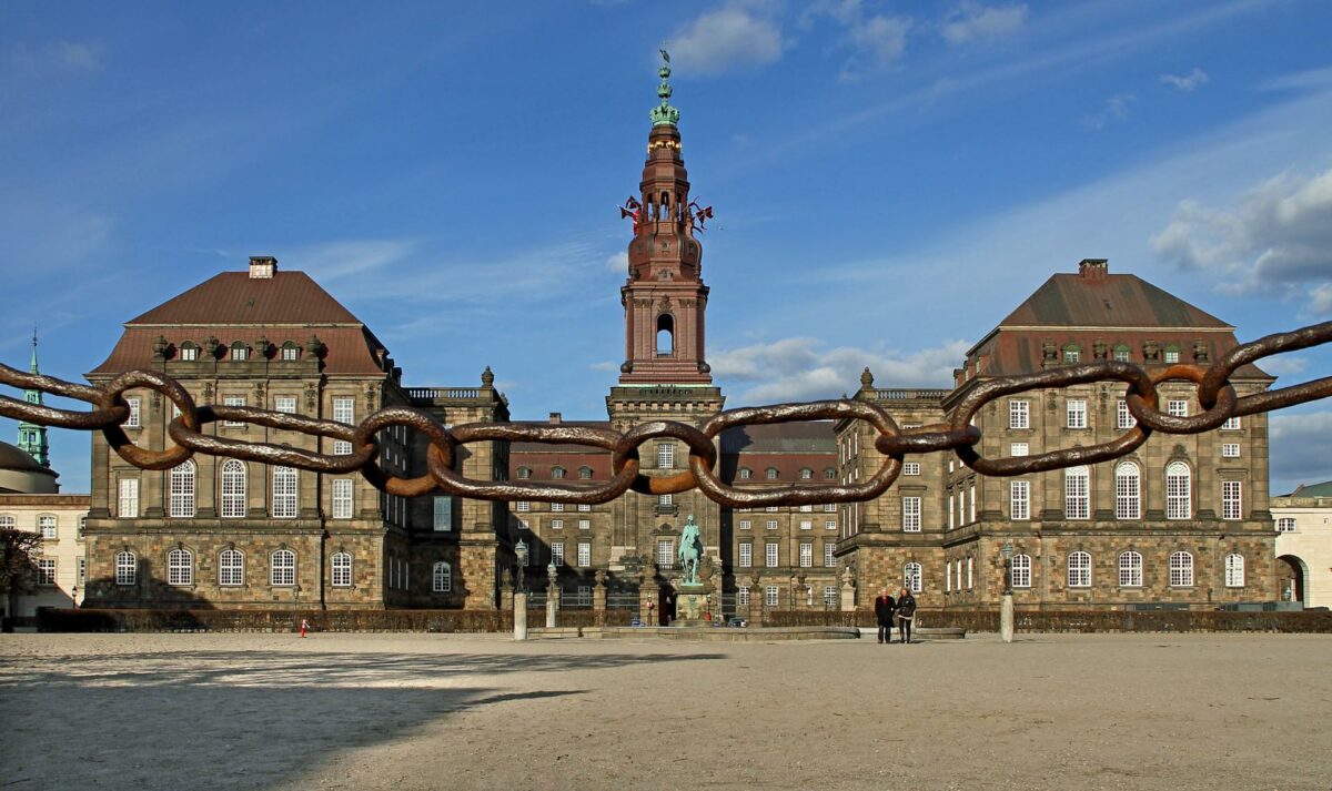 Ønsker mindst 60 medlemmer af Folketinget en folkeafstemning om bankunionen, vil der skulle holdes en sådan afstemning - trods det store politiske flertals ønsker om at undgå det. Foto: Colourbox.