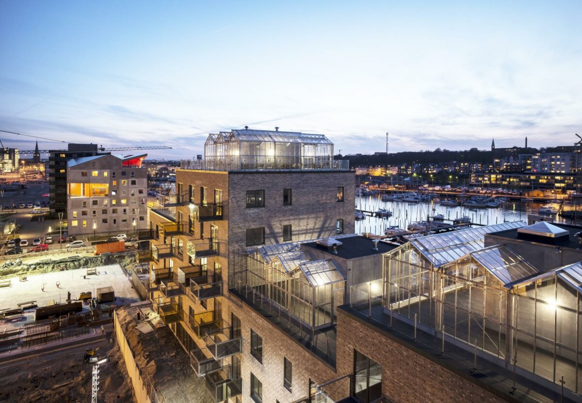 Havnehusene i Aarhus er et af flere boligbyggerier, som tegnestuen Adept har sat sit fingeraftryk på. Foto: Helene Høyer Mikkelsen.