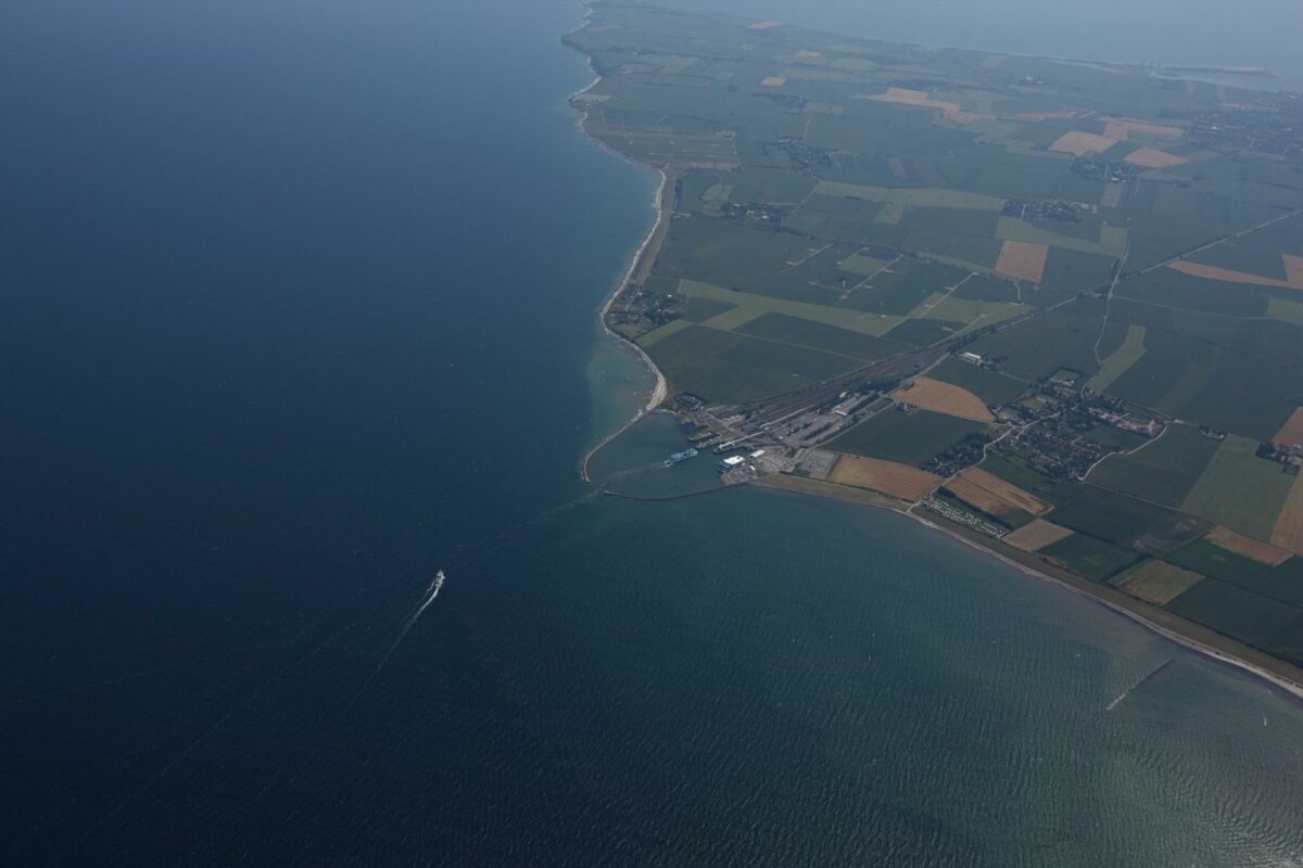 Ny milliardregning venter, efter EU har oplyst, at Danmark kun får 4,4 milliarder kroner i støtte til Femern Bælt-forbindelsen. Det er omtrent halvdelen af, hvad den danske stat havde regnet med. Foto: Femern A/S.