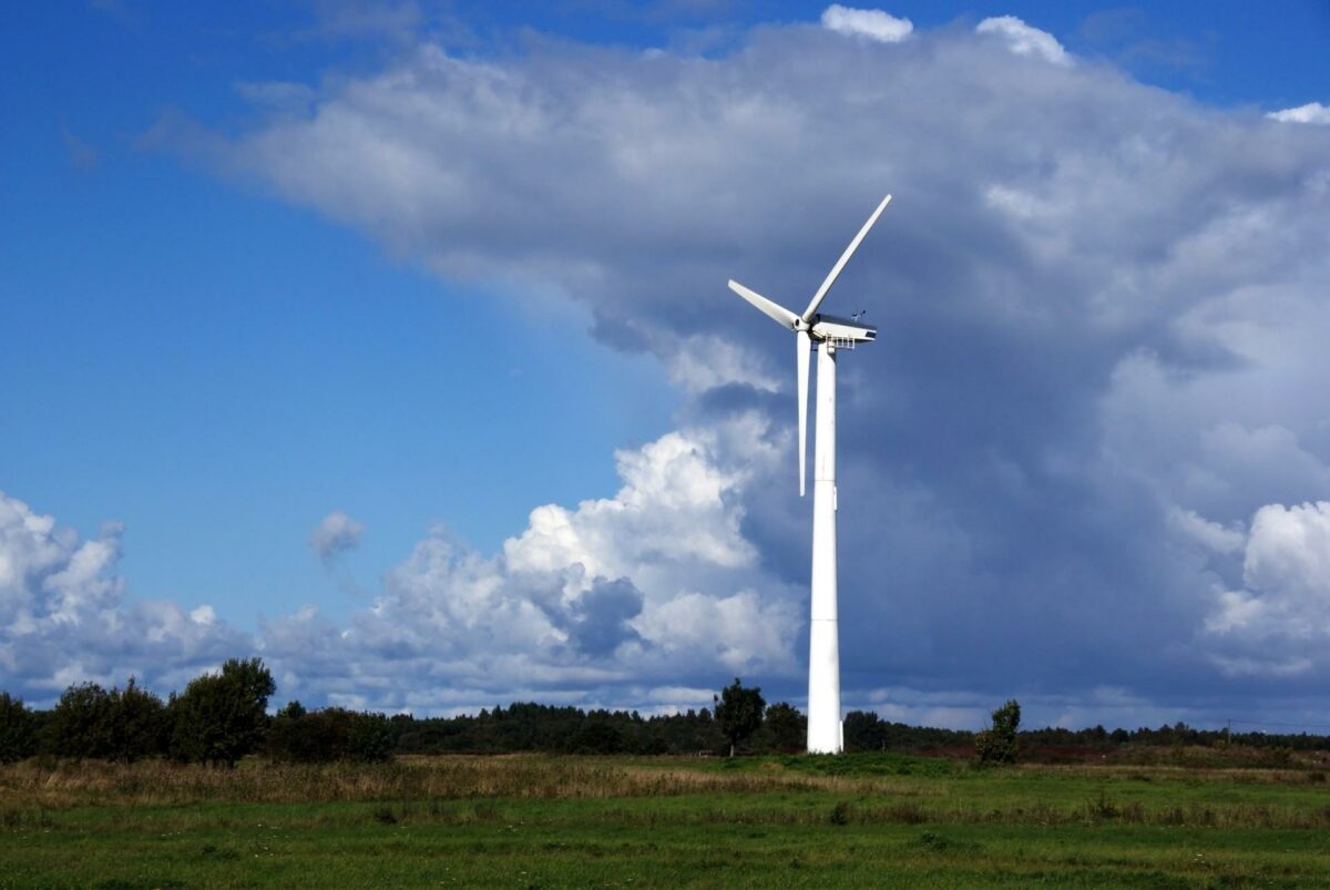 Den grønne omstilling er betinget af et øget elektricitetsforbrug fra vindmøllerne. Foto: Colourbox.