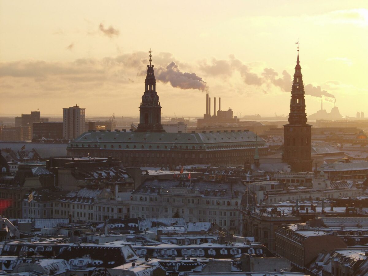 København vil ikke misse væksttoget og planlægger at opføre 45.000 nye boliger, der skal huse de 100.000 nye indbyggere, som byen vil vokse med frem mod 2027. Foto: Colourbox.