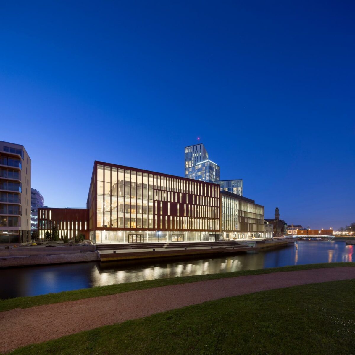 Det 54.000 kvm. store kompleks åbnede i foråret. Foto: schmidt hammer lassen architects.