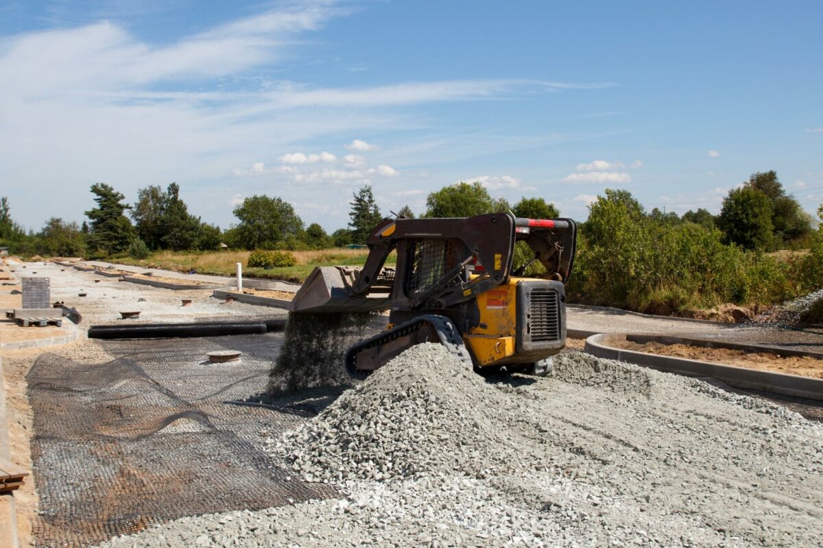 Danske Anlægsentreprenører er bekymret over udmeldingerne fra Finansministeriet om, at infrastrukturfonden ikke kommer i spil til nye infrastrukturprojekter. Foto: Colourbox.