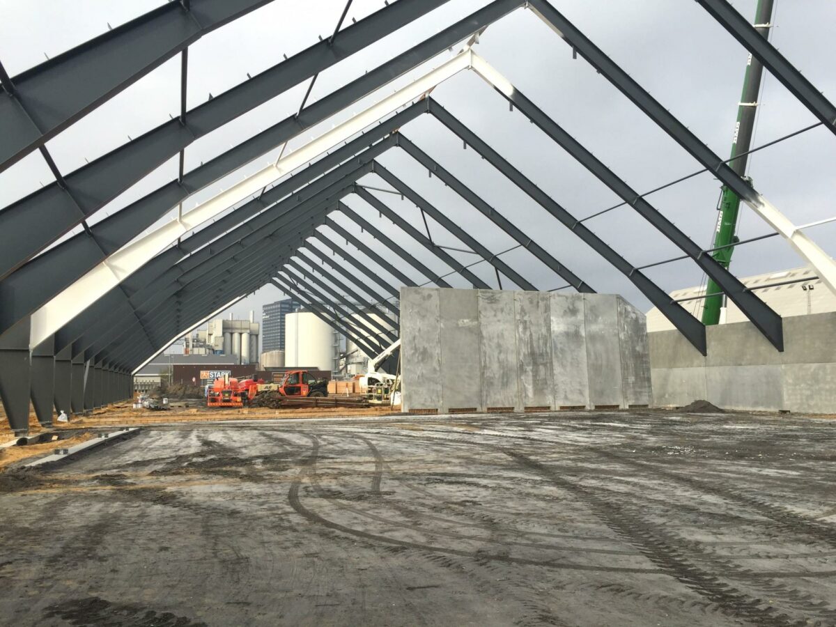 Byggeriet af Danish Agros logistikfaciliteter på Aarhus havn er gået hurtigere end forventet. Foto: Mads Blenker.