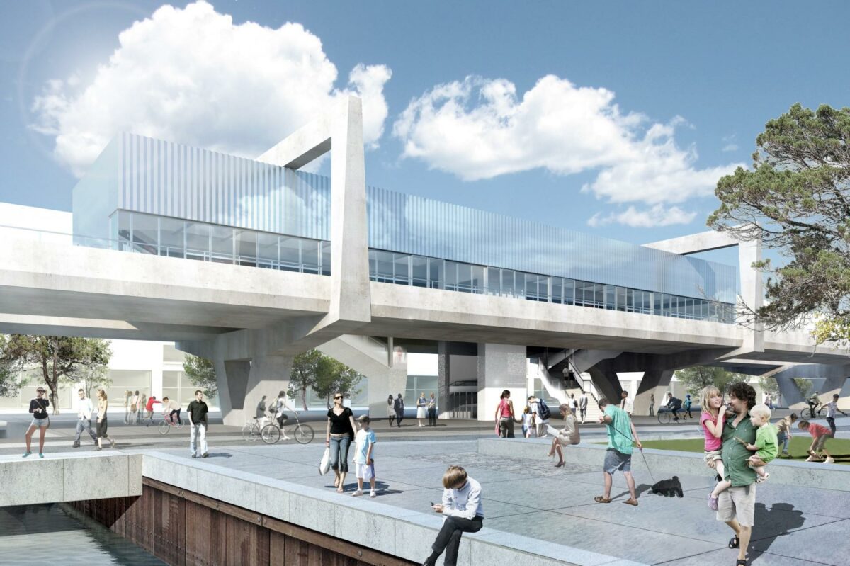 Orientkaj station bliver en ny type højbanestation på metroen. Der bliver længere mellem søjlerne under højbanen end på den eksisterende metro, hvilket giver nye muligheder for grønne områder og cykelstier samt for ophold under banen. Visualisering: Metroselskabet, By&Havn, COBE, Polyform og Sleth.