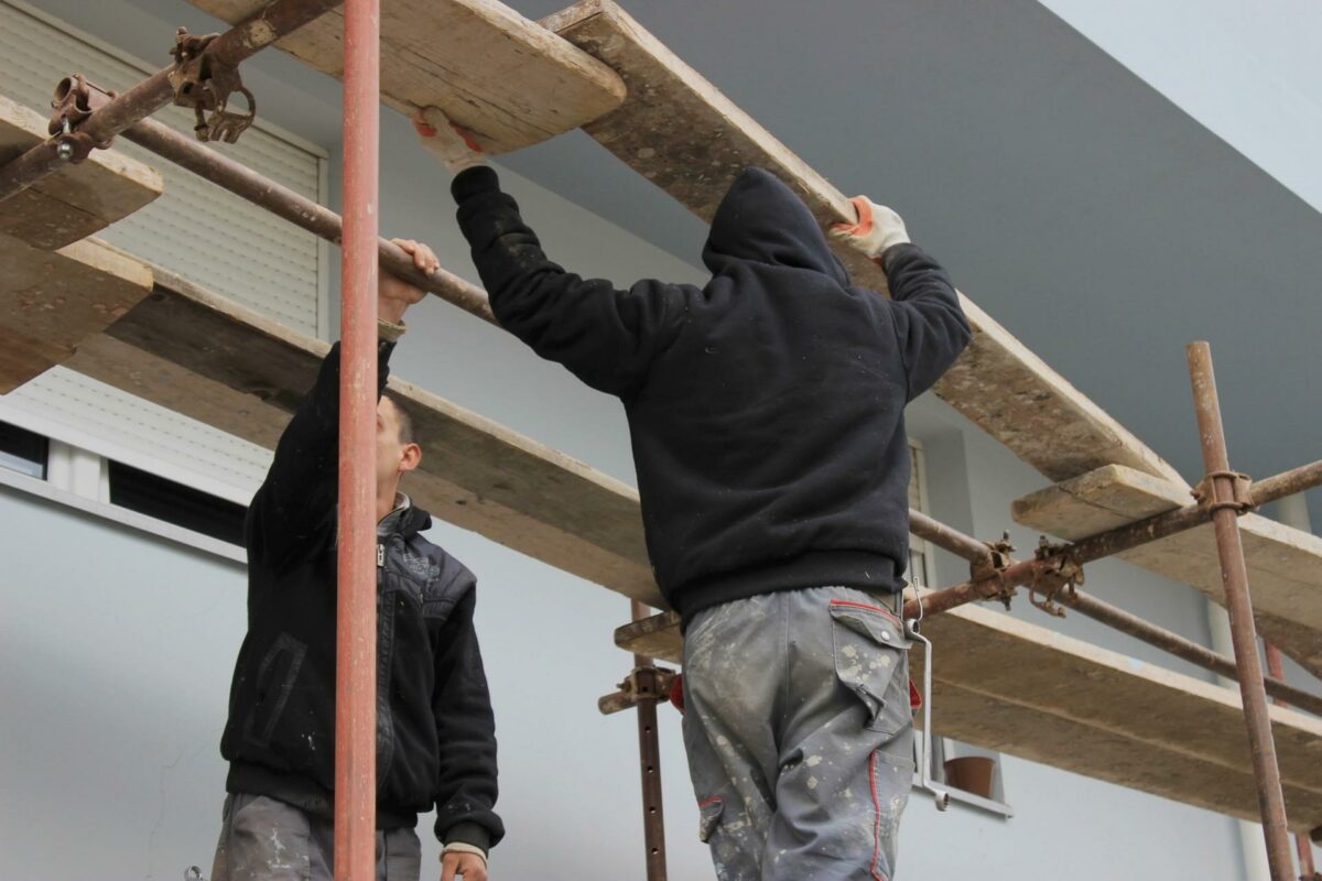 Arbejdstilsynets kørte i årene 2012 til 2014 forgæves til godt 23.000 kontrolbesøg på for eksempel byggepladser. Foto. Colourbox.