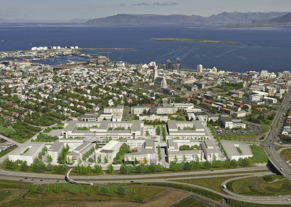 Hospitalet i Hringbraut er på 53.000 kvm og skal udvides med yderligere 75.000 kvm. Illustration: Corpus3.