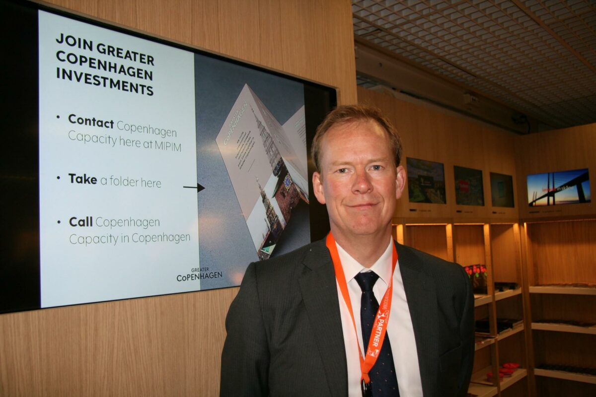 Adm. direktør Claus Lønborg fra Copenhagen Capacity står bag den fælles stand på MIPIM. Foto: Torben Jastram.