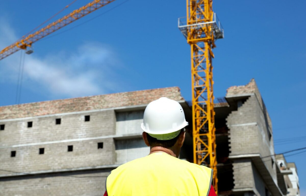 Ingeniørerne risikerer at gå glip af gode jobmuligheder, hvis de tænker for traditionelt, mener man hos Give Stålspær. Foto: Colourbox.