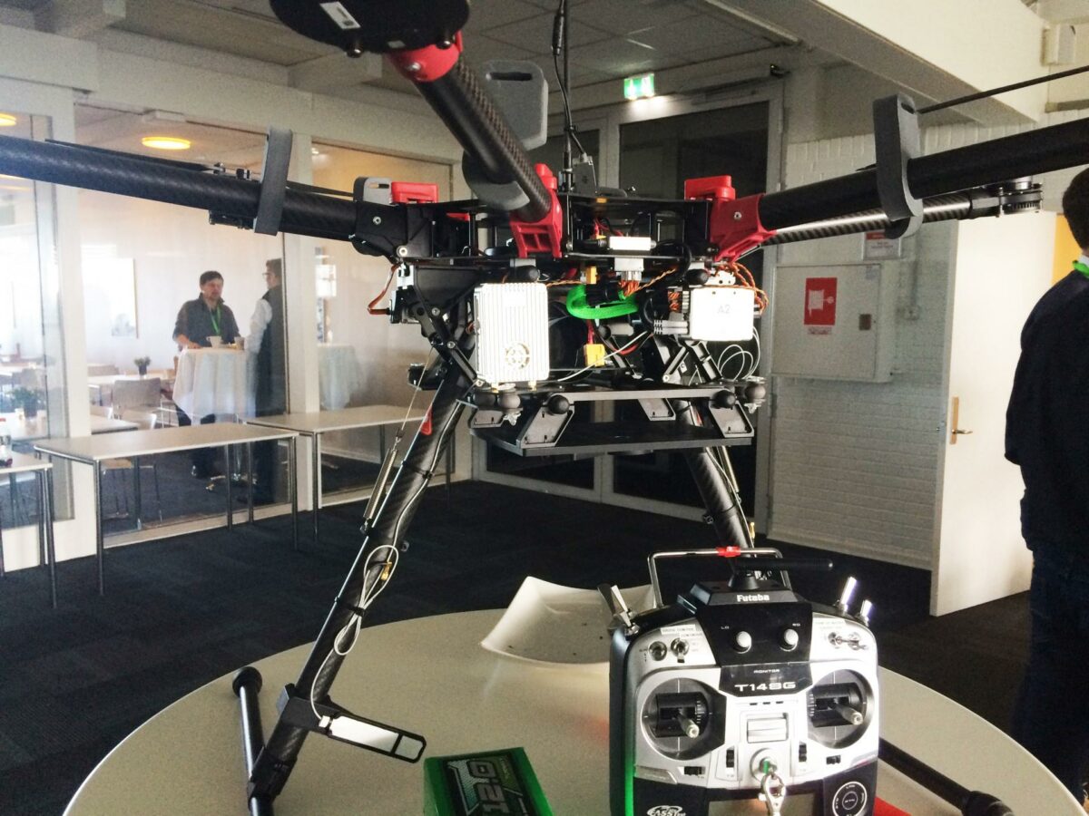 Hos NCC bruger man blandt andet lige nu droner til at dokumentere opstarten og eksisterende forhold på et nyt byggeprojekt i Albertlund. Foto: Torben Jastram.