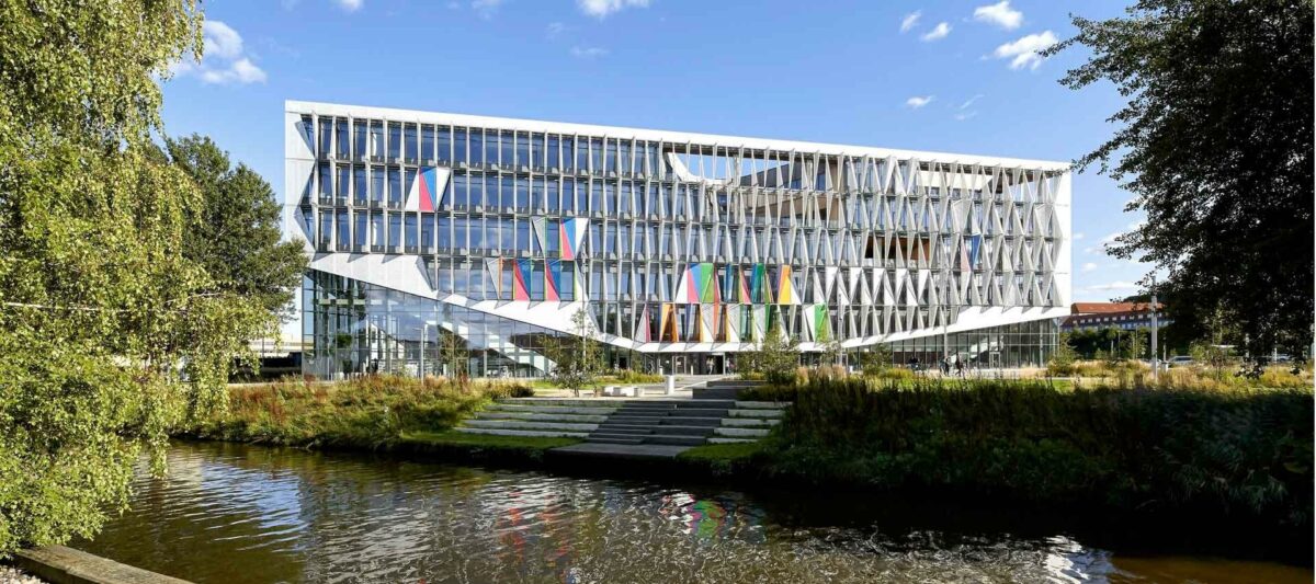 Henning Larsen Architects har tegnet SDU Campus Kolding, der har modtaget Green Good Design Award 2016. Foto: Hufton+Crow.