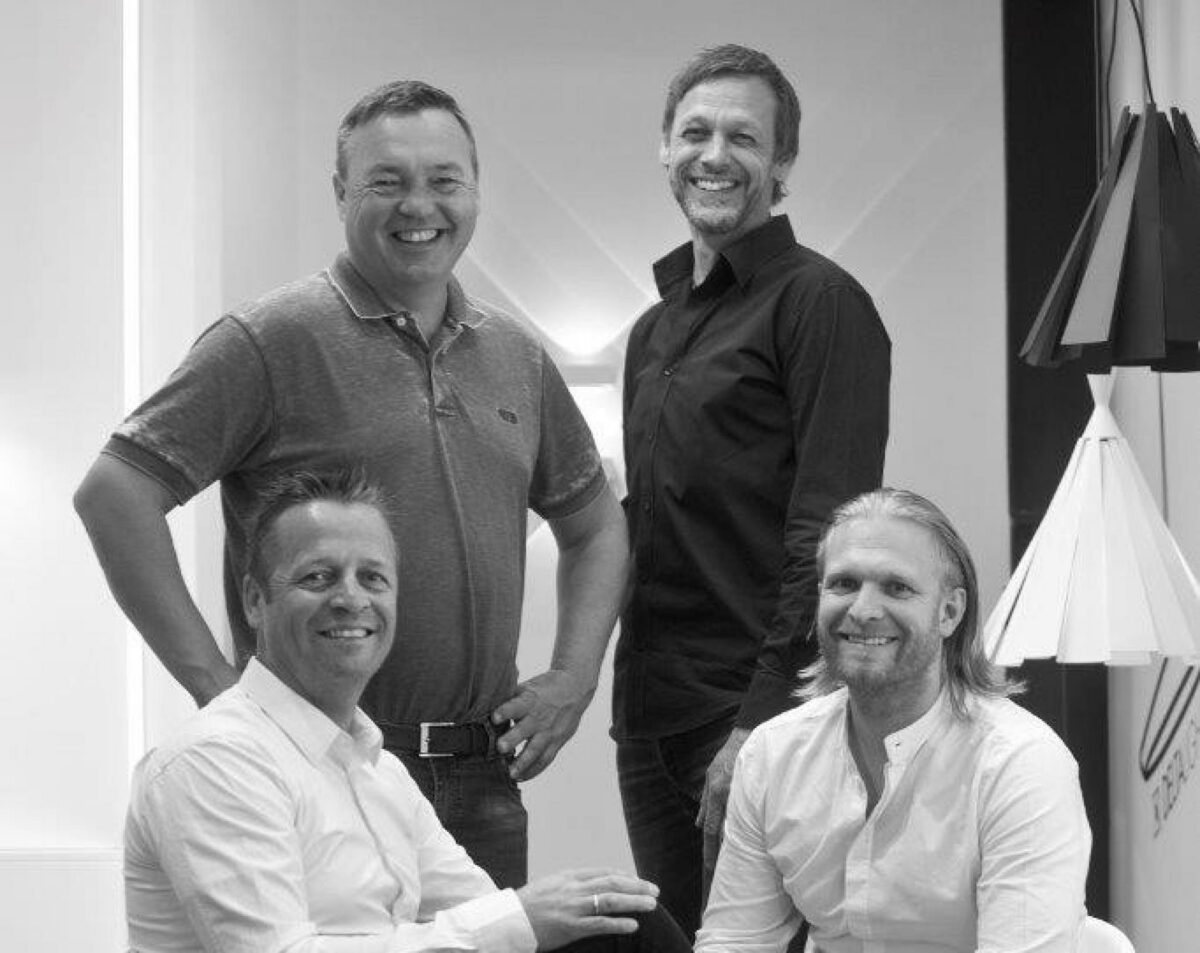 Belysningsfirmaet Lumiere fra Vejle fusionerer med loftleverandøren Stretch Ceiling Denmark.