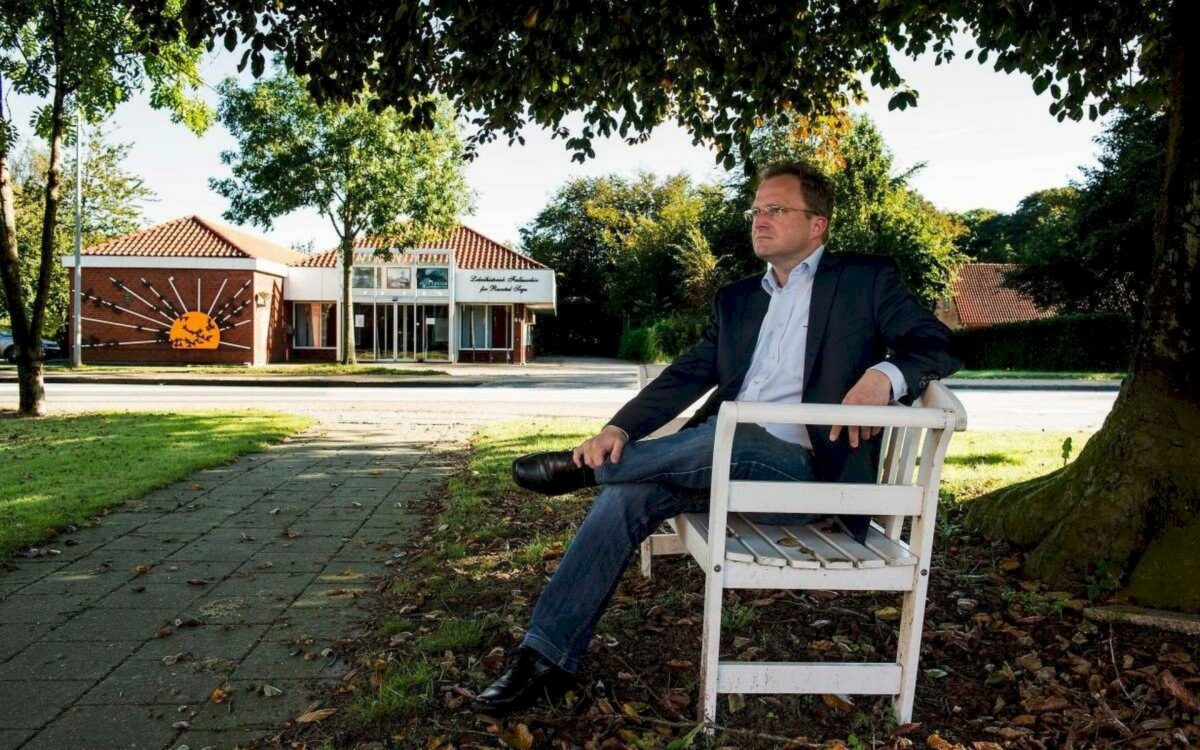 Formand for Landdistrikternes Fællesråd Steffen Damsgaard mener, at nedrivningspuljen beskæres for hårdt. Pressefoto.