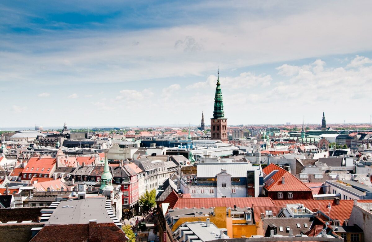 Dansk Byggeri hilser nye energikrav velkommen, der betyder, at Danmark skal reducere CO2-udledningen med 39 procent frem mod 2030. Foto: Colourbox.