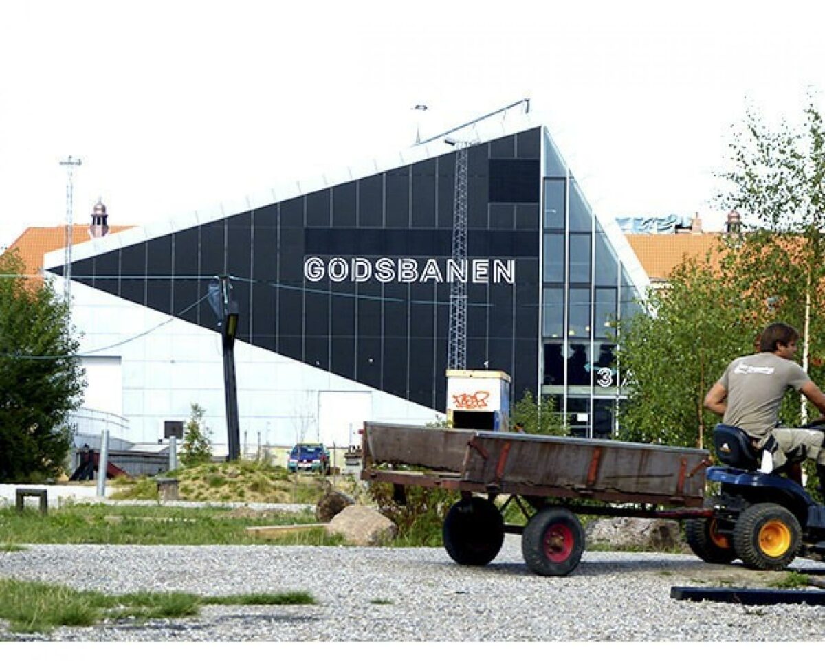 De midlertidige boliger ligger blandt andet ved Godsbanen i Aarhus. Foto: Birgita Schöndorf.