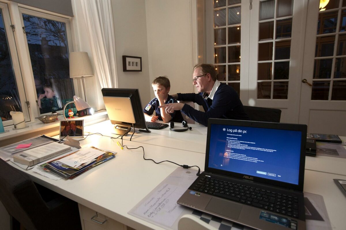 Beboere, der selv indstillede indetemperatur og tænd-sluk-perioder, opnåede besparelser på op til 15 procent. Foto: Nils Rosenvold, SBI.