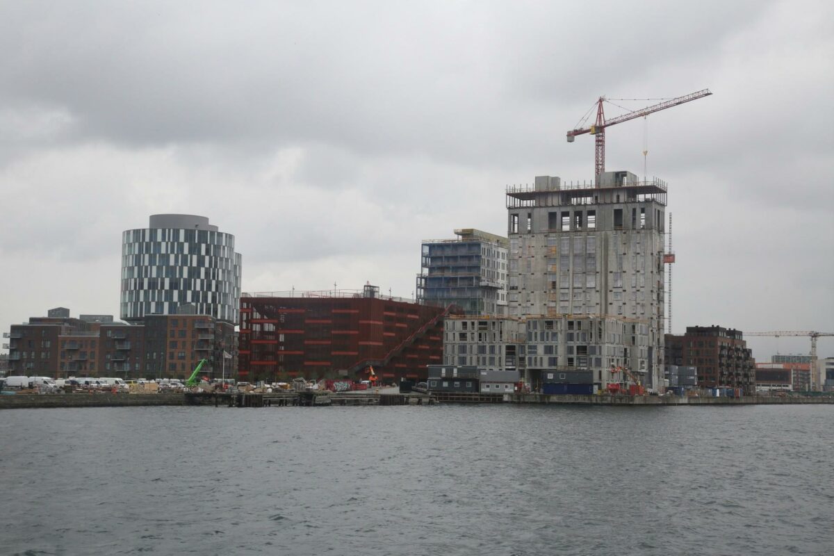 Det er første gang i Danmark, at store batterier integreres i elnettet - og det sker i det store byudviklingsprojekt Nordhavn. Foto: Niels Johan Juel Jensen.