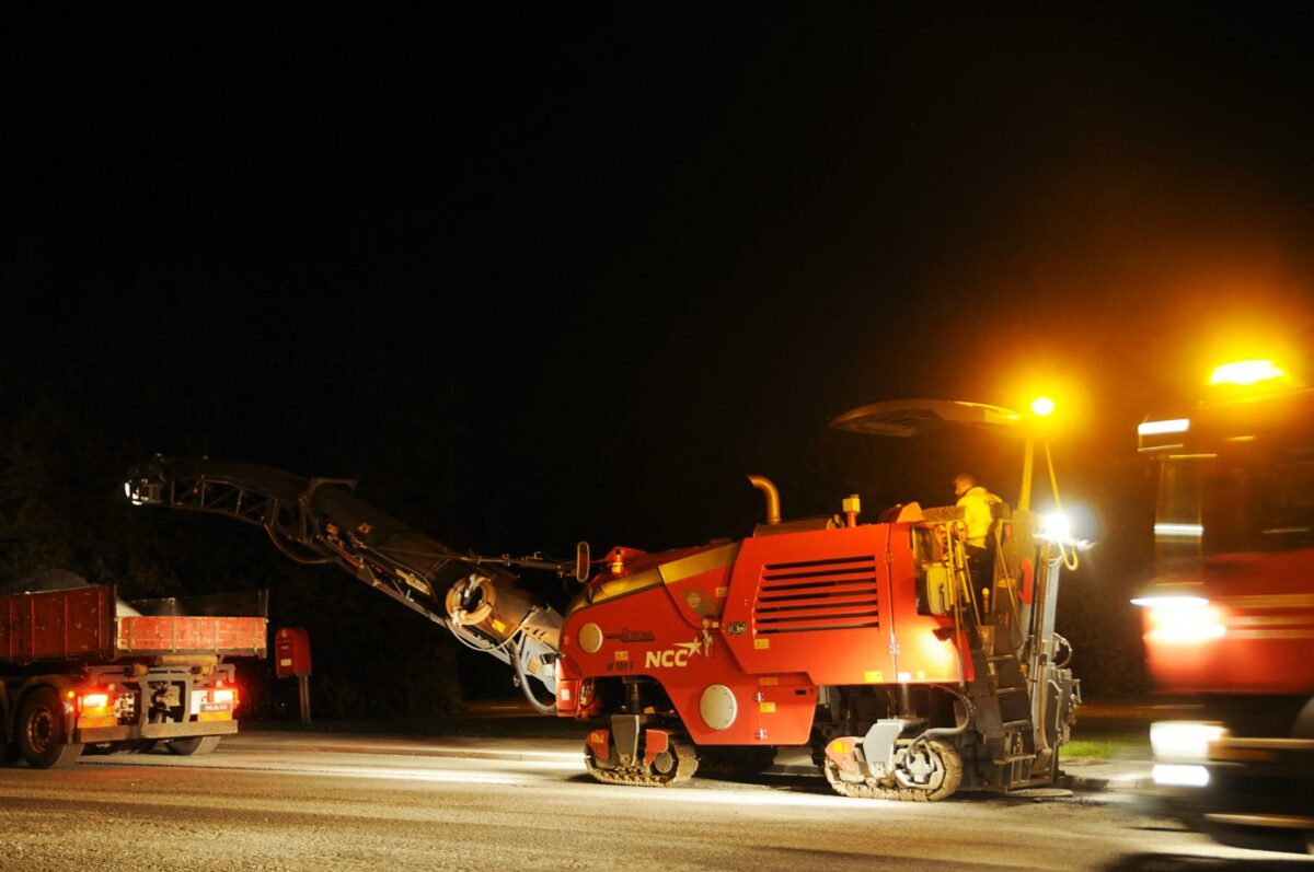 Asfaltindustrien og 3F går sammen om jobformidling for ledige asfaltarbejdere. Foto: Colourbox.
