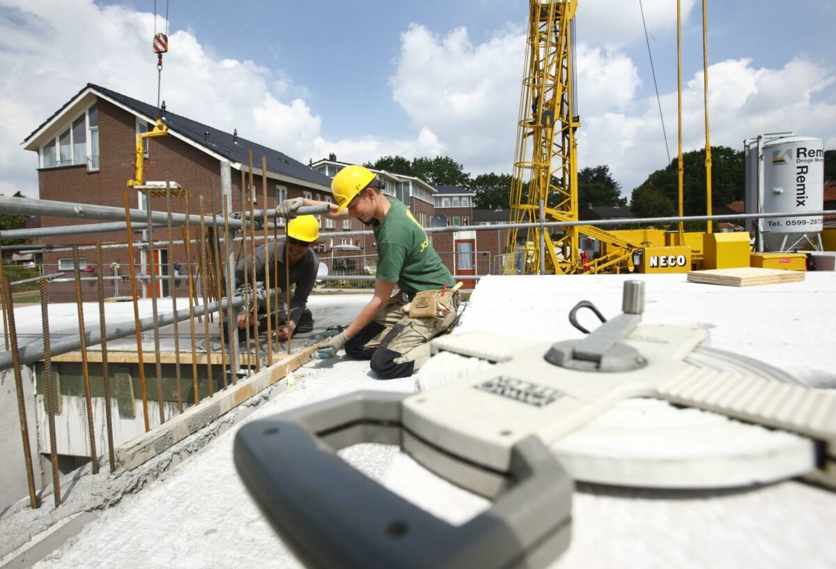 De små håndværksvirksomheder kæmper hårdt om arbejdskraften. Foto: Colourbox.