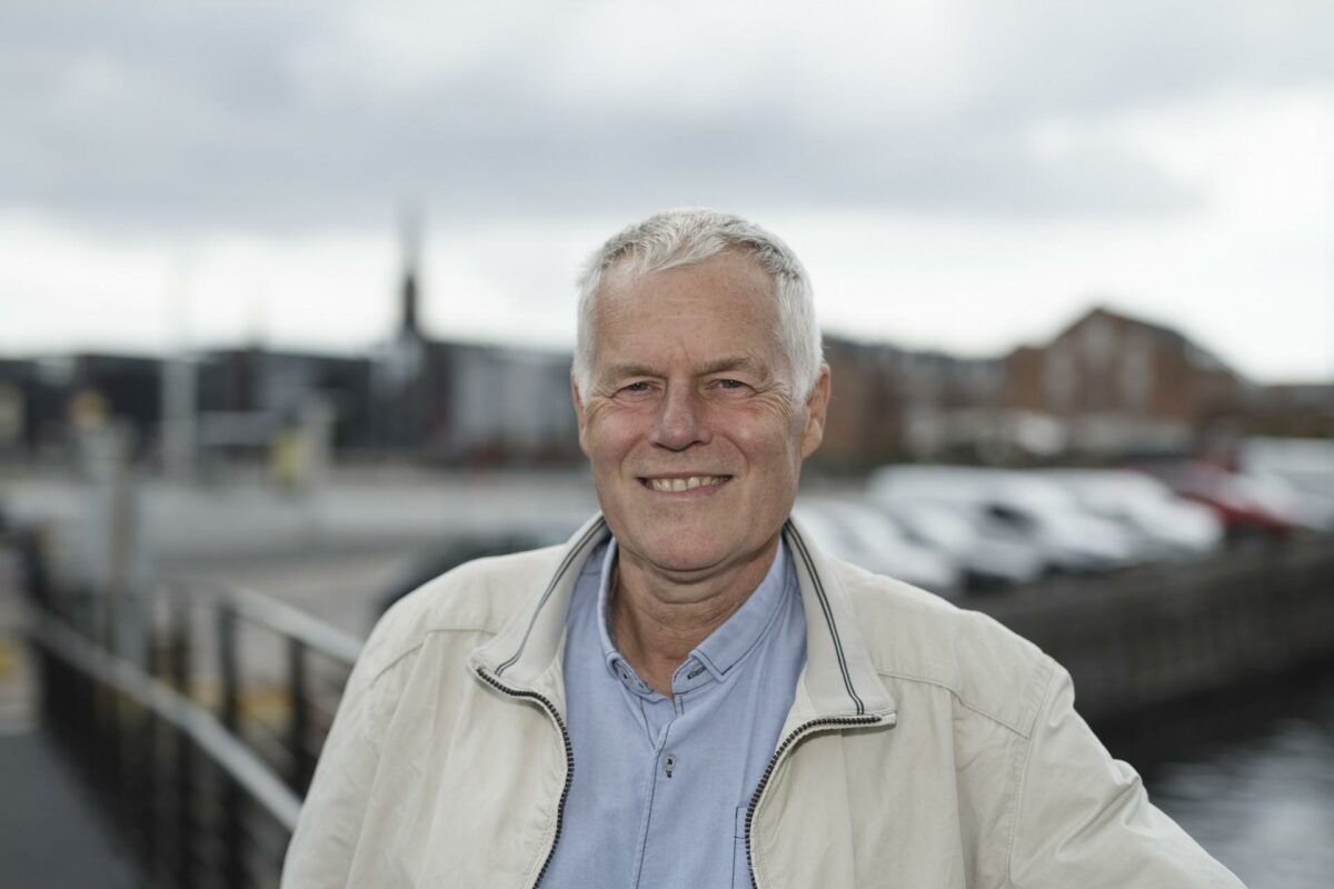 Det er en spændende bog, som fortæller historien, siger Konstruktørforeningens formand Gert Johansen. Foto: Nicolai Perjesi.