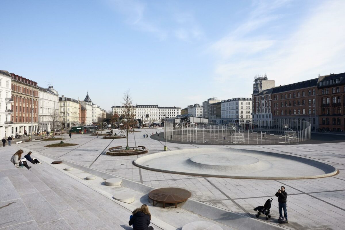 Konferencen Byens Gulv er for alle, der arbejder med belgte arealer i byerne - her Israels Plads i København. Foto: Ricky John Molloy.