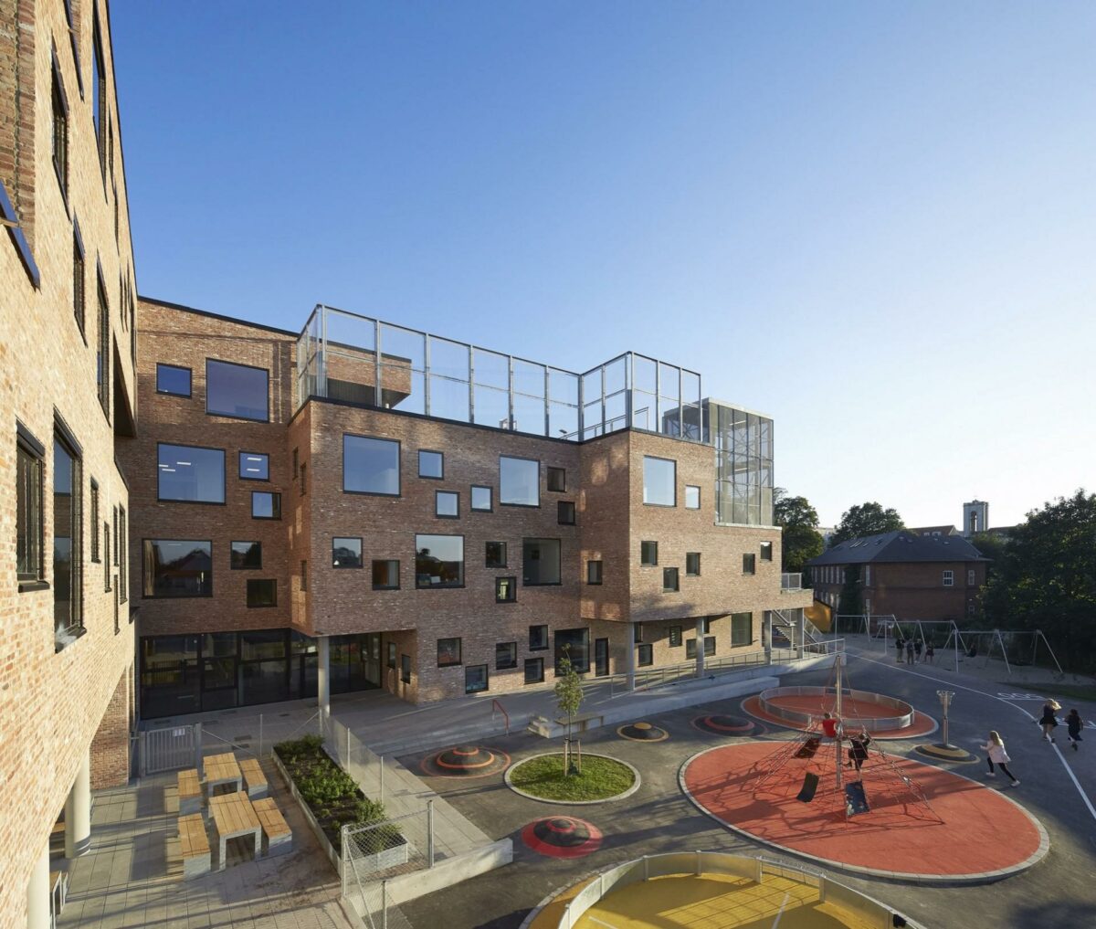 Frederiksbjerg Skole i Aarhus er "Årets skolebyggeri 2016". Foto: Henning Larsen Architects.