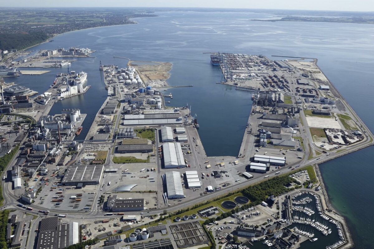 Pakhusene kommer til at ligge på Aarhus Havns Multiterminal. Foto: Jørgen Weber.