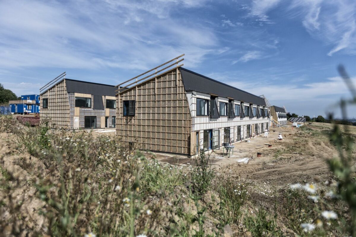 NCC opfører de første almene boliger i det, der med tiden skal blive en helt ny bydel i Aarhus. Foto: Montgomery.