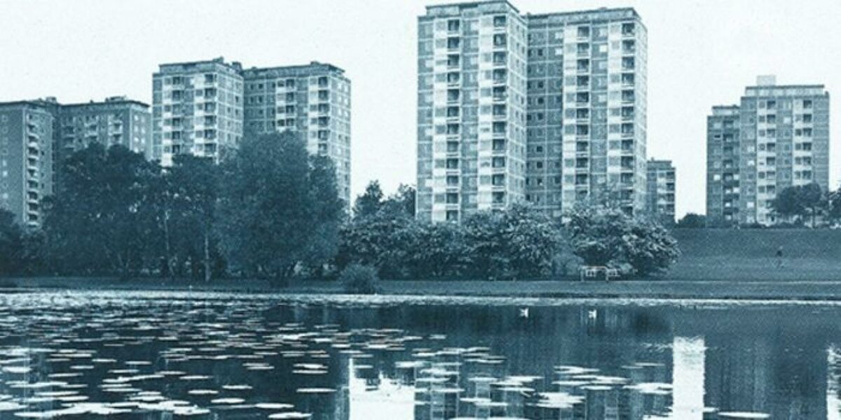 Da Bellahøjhusene blev opført i 1951-1957 var det med det daværende Birch & Krogboe som rådgivere. Pressefoto.